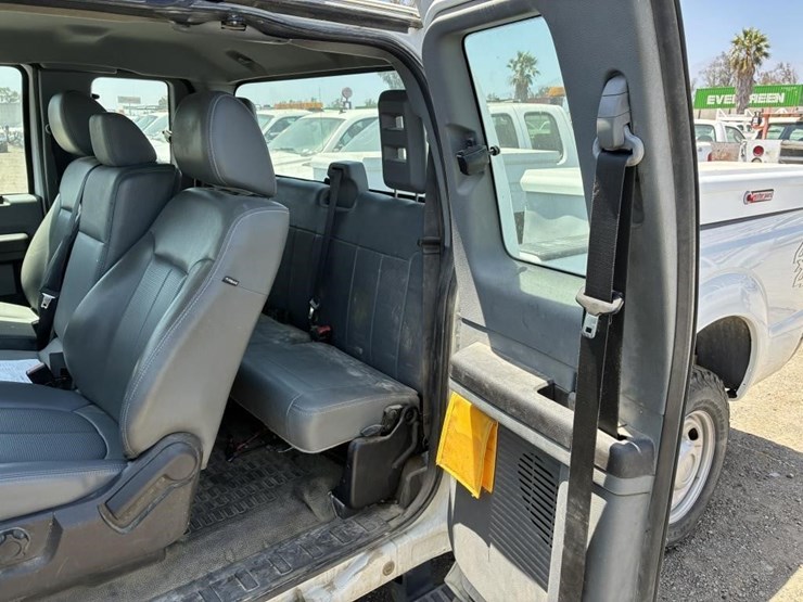 2011-ford-f250-image-13