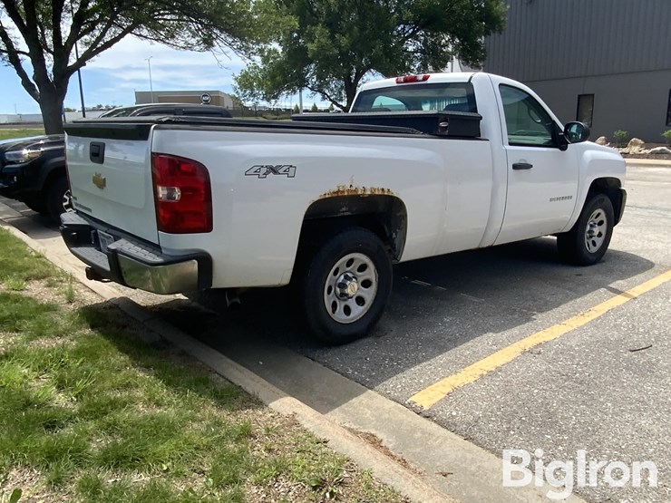 2013-chevrolet-silverado-1500-image-5