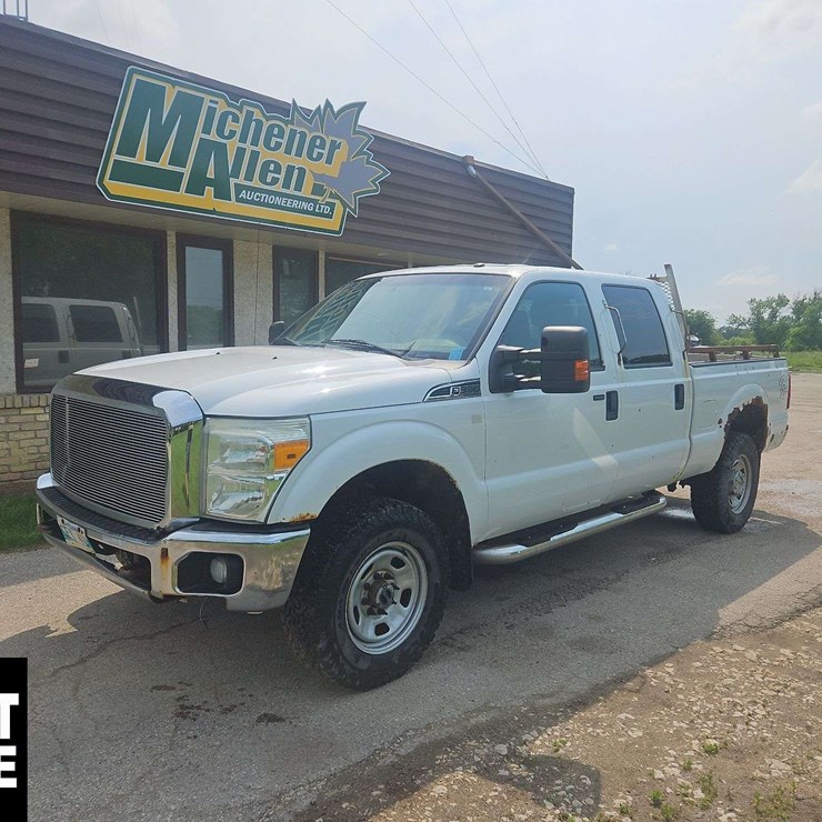 2011 FORD F350
