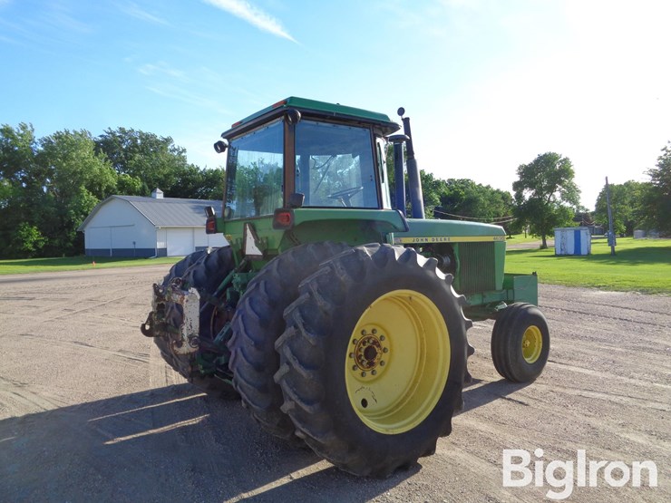 1977-john-deere-4630-image-5