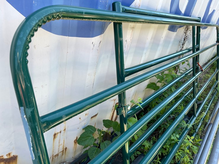 #7145-•-metal-livestock-gate-image-6
