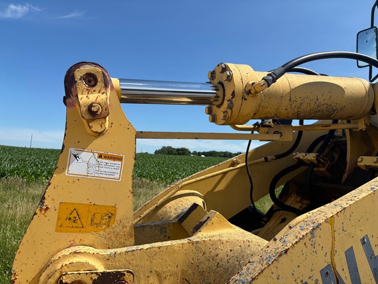new-holland-lw170-image-63