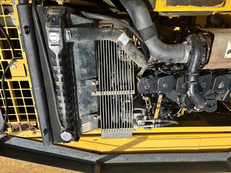 komatsu-pc200-lc-6le-image-29