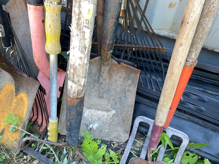 #7147-•-handled-tools-image-7
