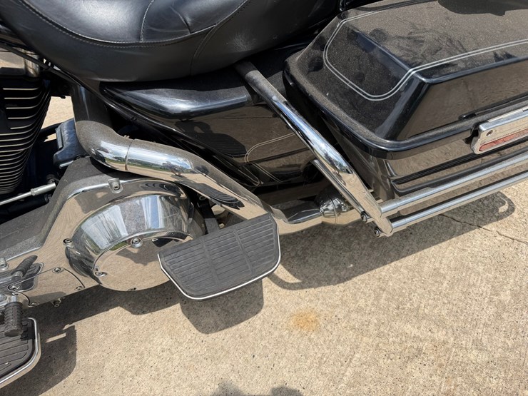#1489-•-2004-harley-davidson-electra-glide-ultra-classic-flhtcui-image-13