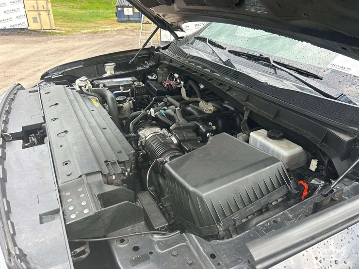 2017-nissan-titan-image-8