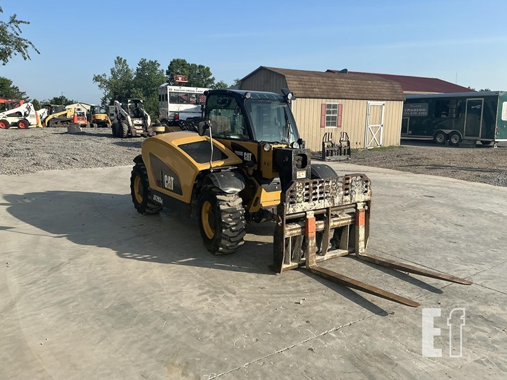 2016-caterpillar-th255c-image-6
