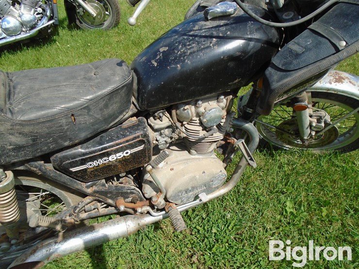 1975-yamaha-650-motorcycle-image-16