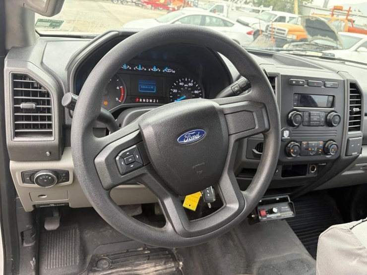 2017-ford-f350-image-14