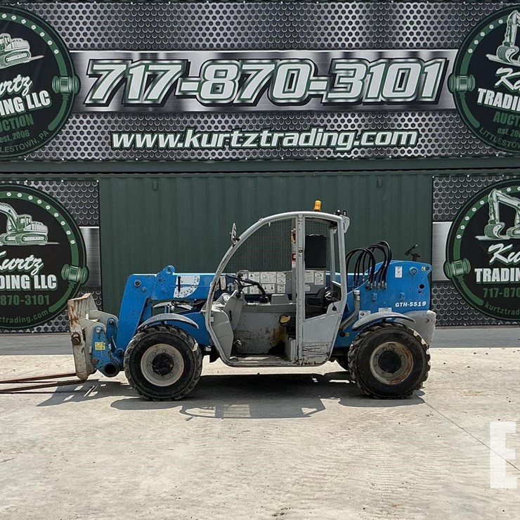 2010 GENIE GTH5519