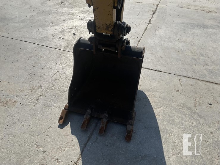 2021-caterpillar-303.5e2-cr-image-12