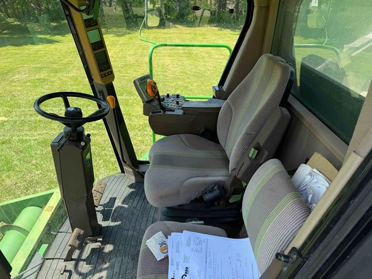 2008-john-deere-9670-sts-image-35
