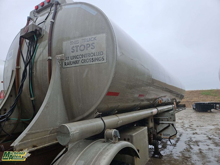 1980-westank-super-b-fuel-tank-trailer-image-10