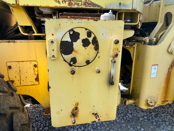 new-holland-lw170-image-27