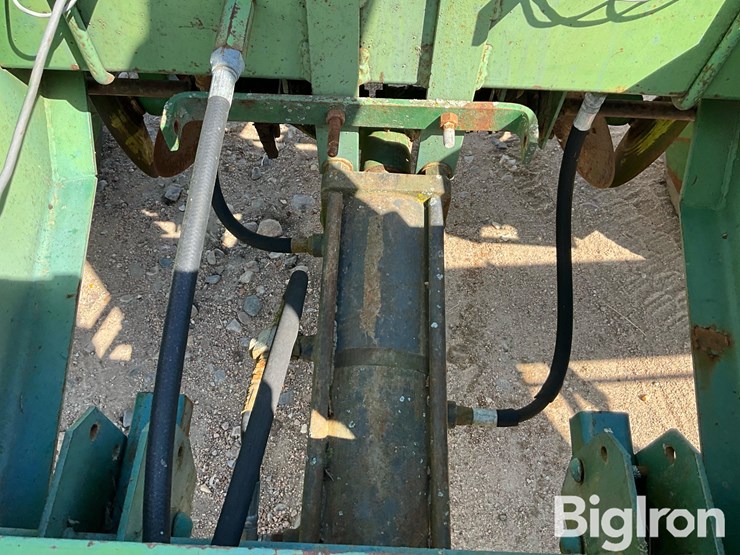john-deere-7000-image-14