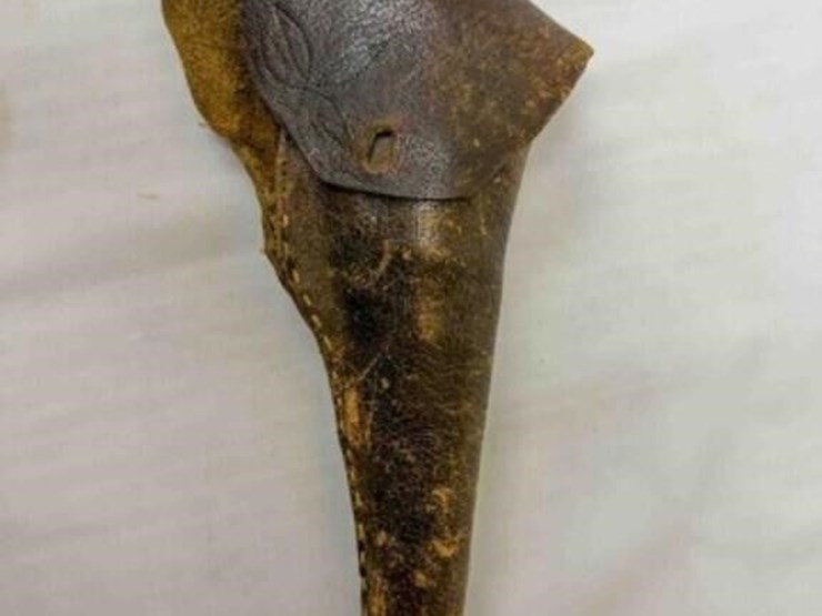 colt-revolver-image-30