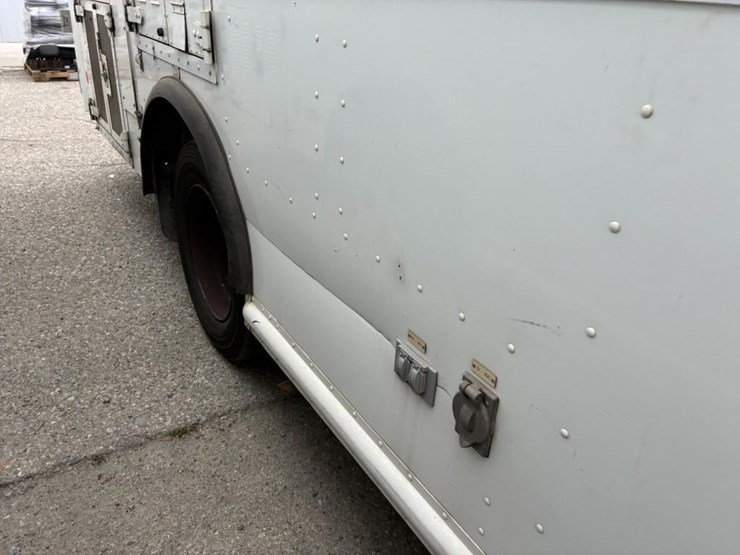 2008-workhorse-w62-image-7