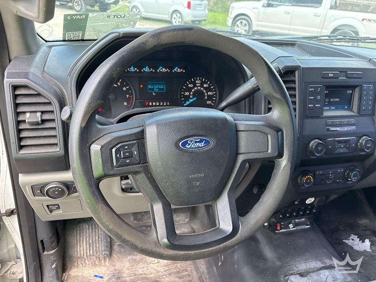 2017-ford-f150-image-14