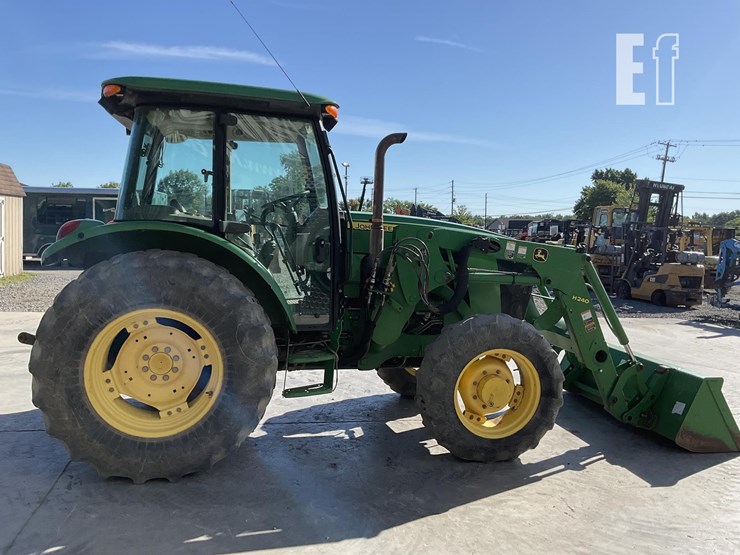 2014-john-deere-5100e-image-5