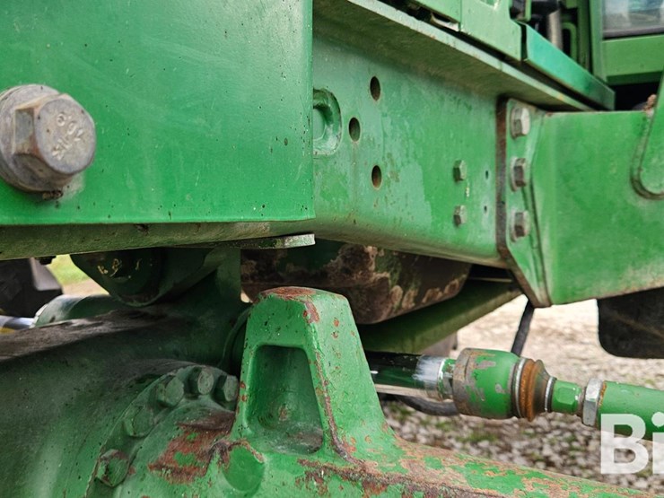 1998-john-deere-6400-image-11