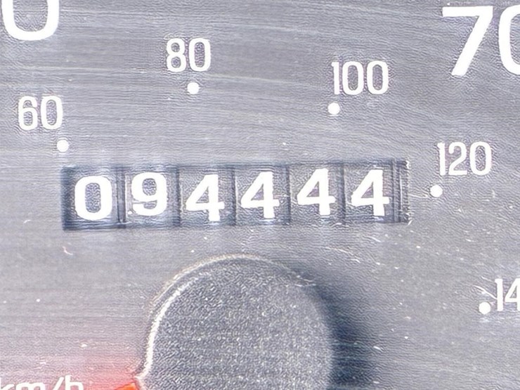 2001-ford-e250-image-18
