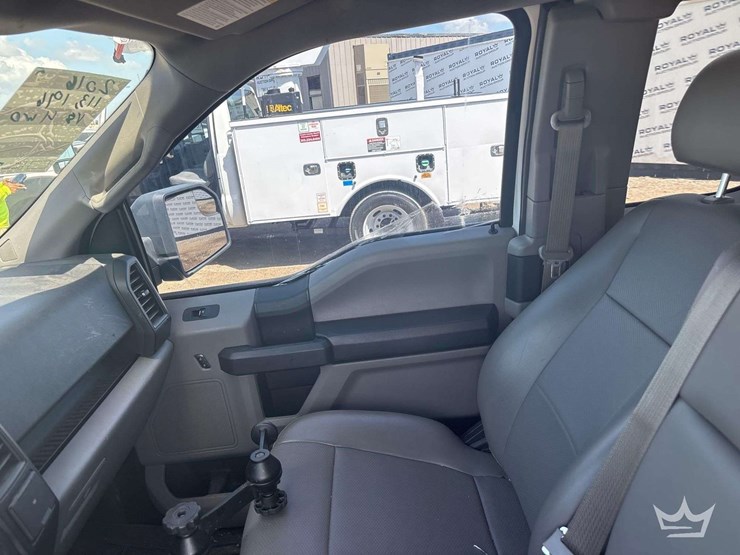 2016-ford-f150-image-18
