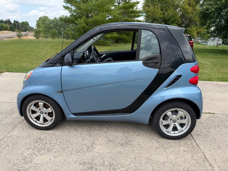 #1488-•-2012-smart-fortwo-passion-coupe-image-2