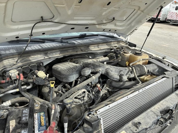 2010-ford-f350-image-8