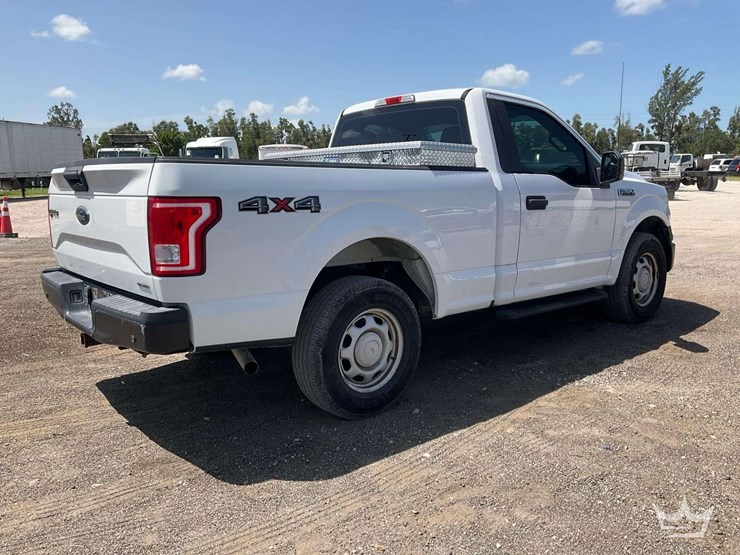 2016-ford-f150-image-3