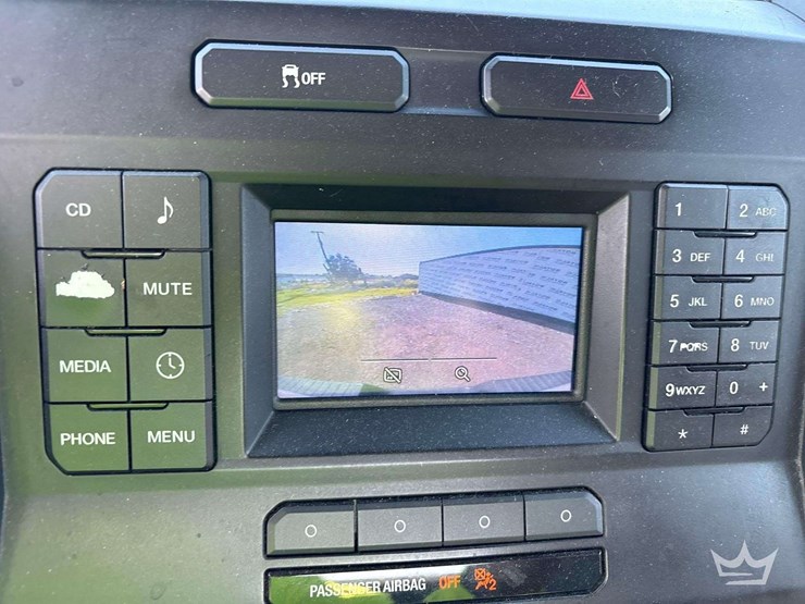 2016-ford-f150-image-15