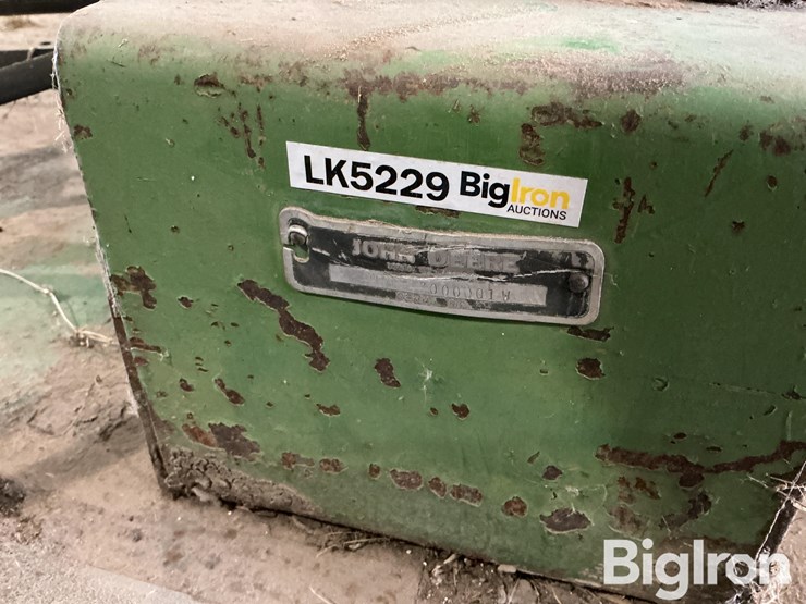 john-deere-84-image-17