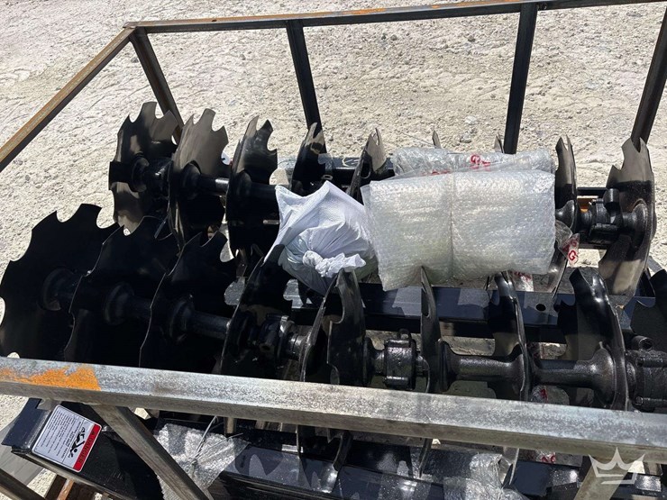 agrotk-skidsteer-disk-plow-attachment-image-6