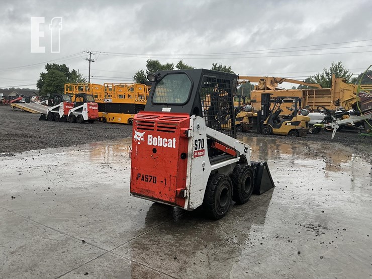 2013-bobcat-s70-image-4