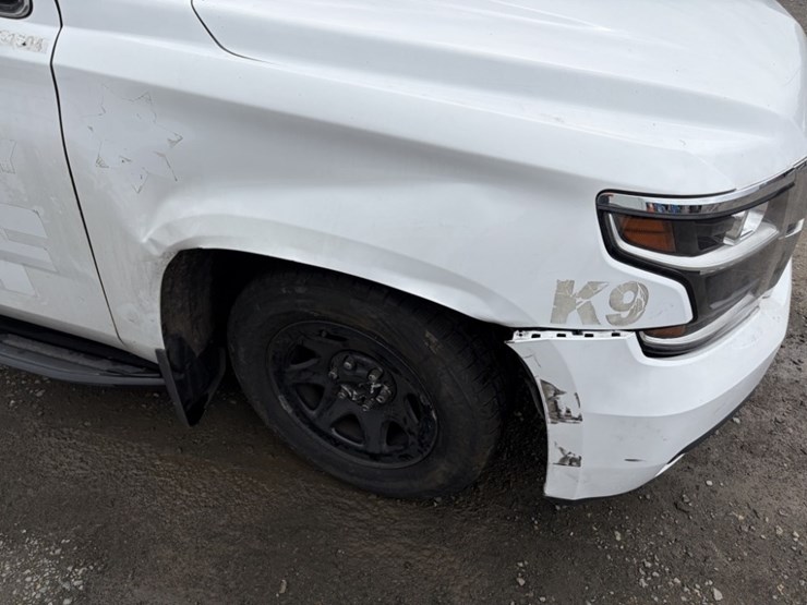 2019-chevrolet-tahoe-image-21