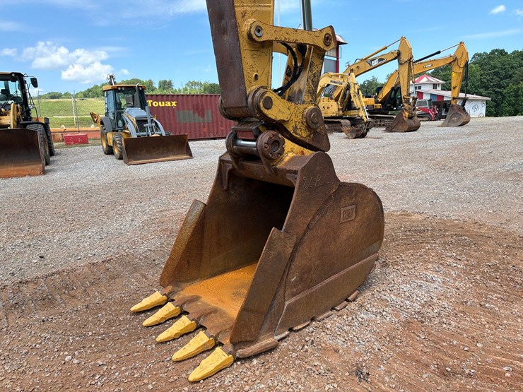 caterpillar-328d-lcr-image-14