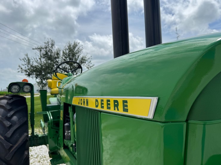 john-deere-4320-image-17