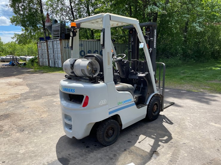 #6066-•-2016-4000lb-unicarriers-lp-forklift-image-5