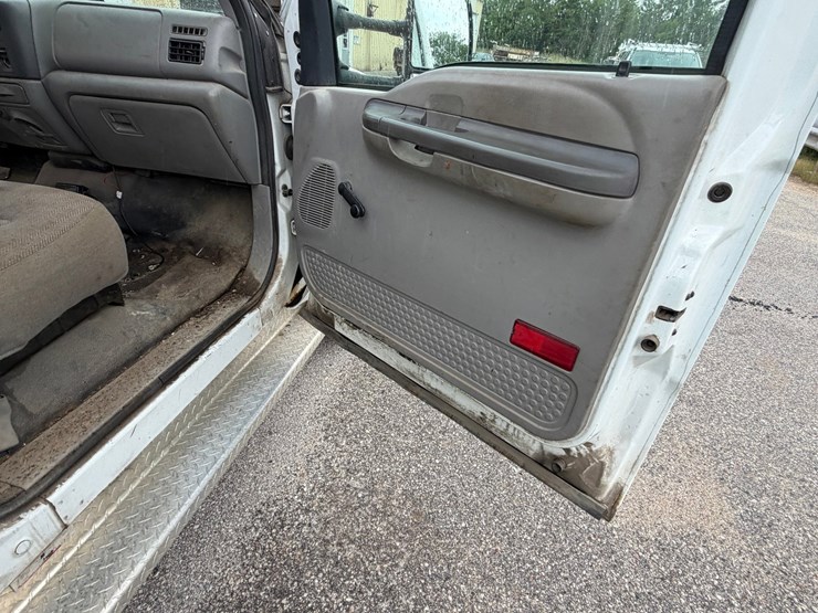 2001-ford-f450-image-64
