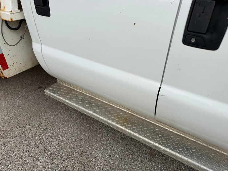 2001-ford-f450-image-13