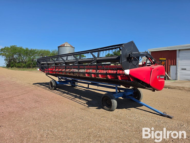2011-case-ih-3020-image-1