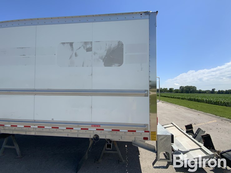 2023-massey-ferguson-730-image-15