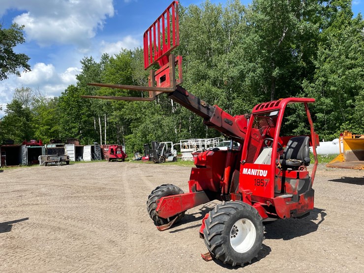 #6053-•-manitou-piggyback-forklift-image-26
