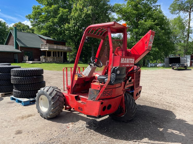 #6052-•-manitou-piggyback-forklift-image-3