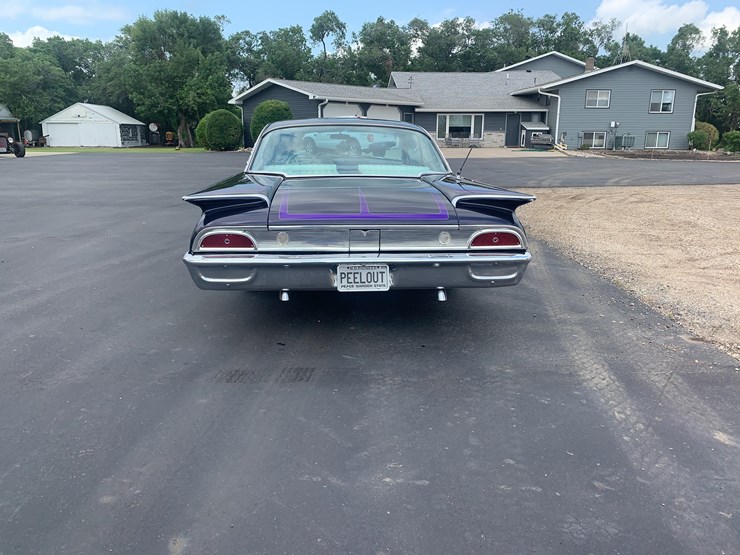 1960-ford-starliner-image-6