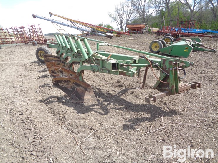 john-deere-2500-image-3