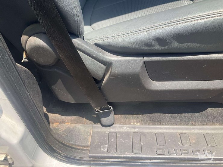2016-ford-f350-image-31