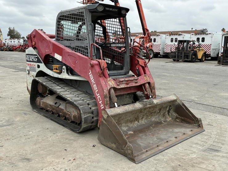 2019-takeuchi-tl12-image-2
