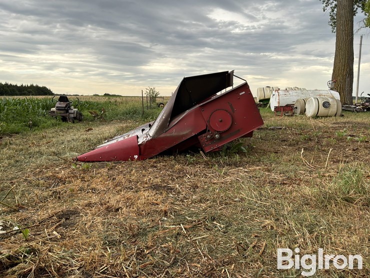 1992-case-ih-1064-image-8