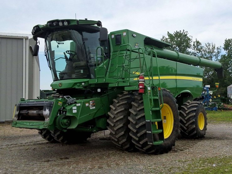 2023-john-deere-s780-image-2