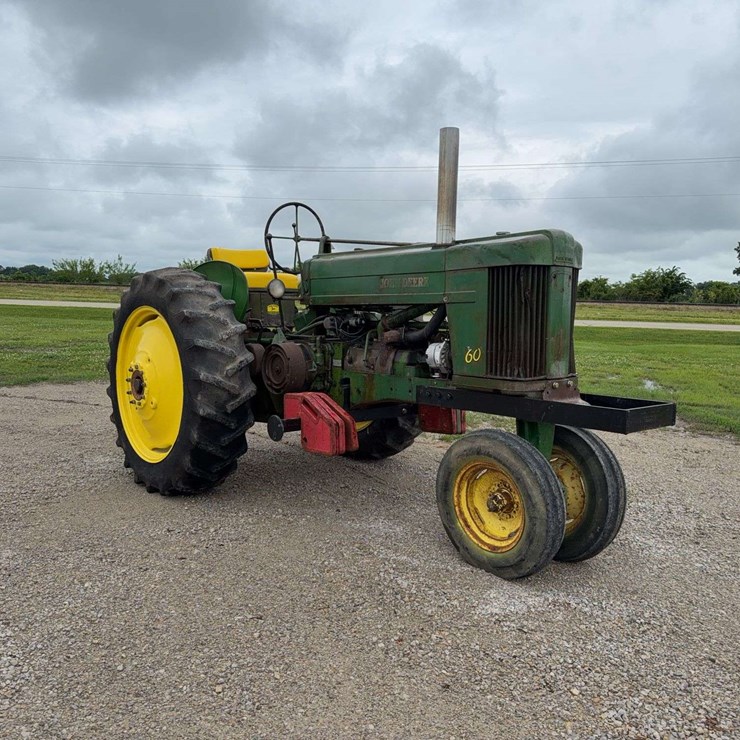 JOHN DEERE 60